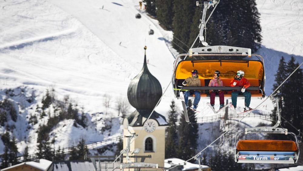 Berger'S Sporthotel Saalbach-Hinterglemm Esterno foto